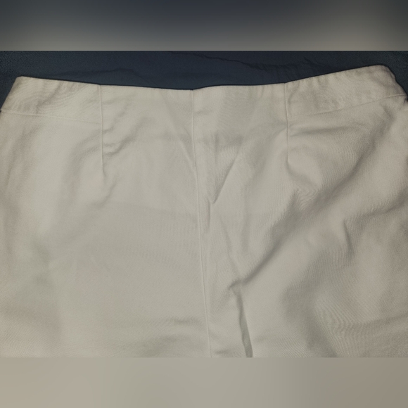 SALE - Chico's So Slimming white pants, side zip, flat front, size 2 - Picture 6 of 10